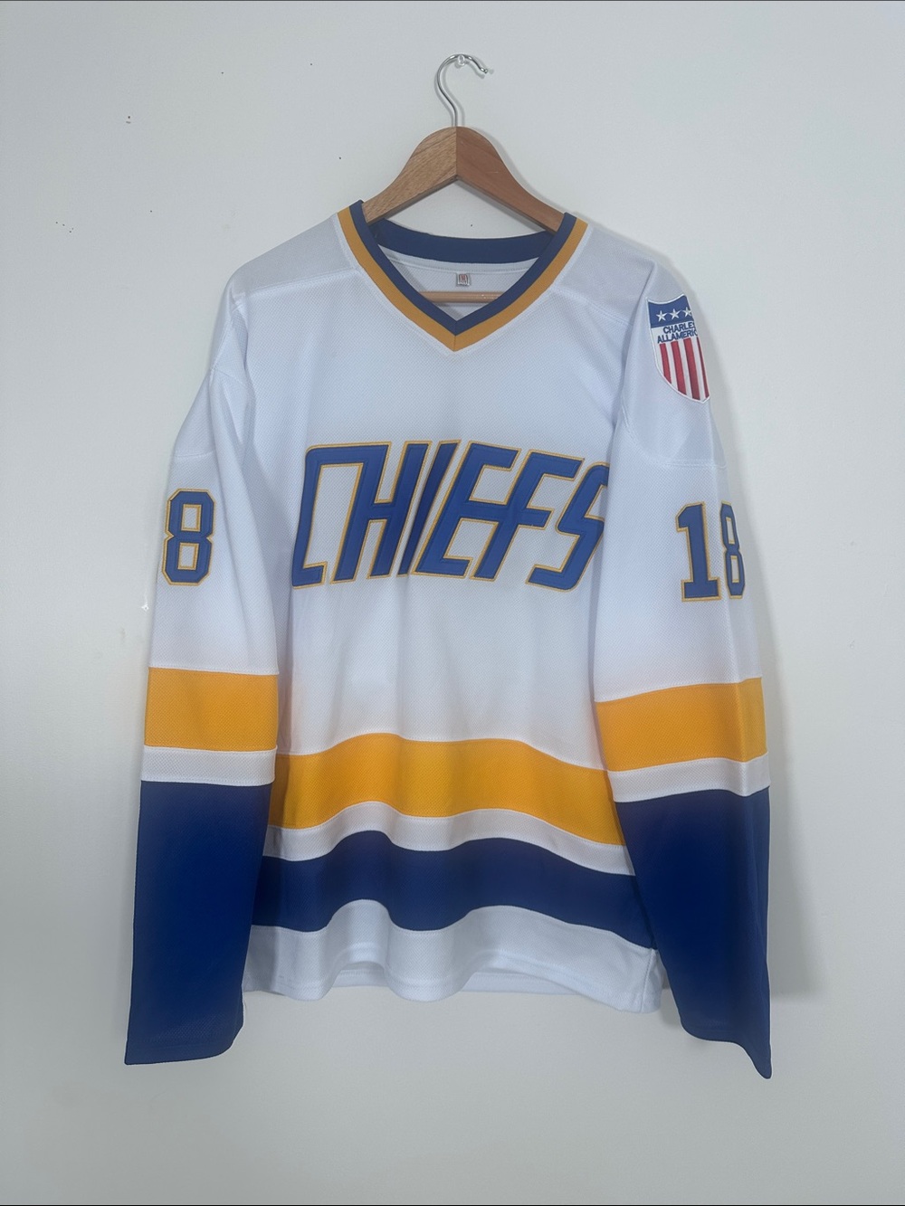 Hanson Charlestown Chiefs White & Blue Hockey Jersey - Unbranded